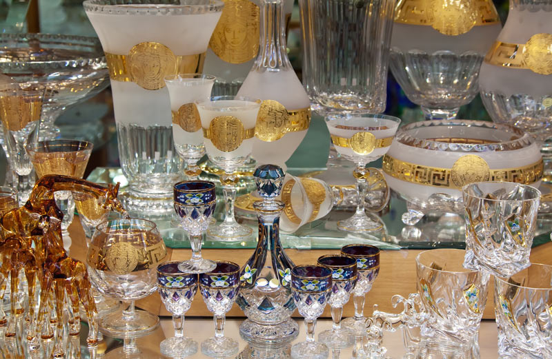 Counter with bohemian crystal