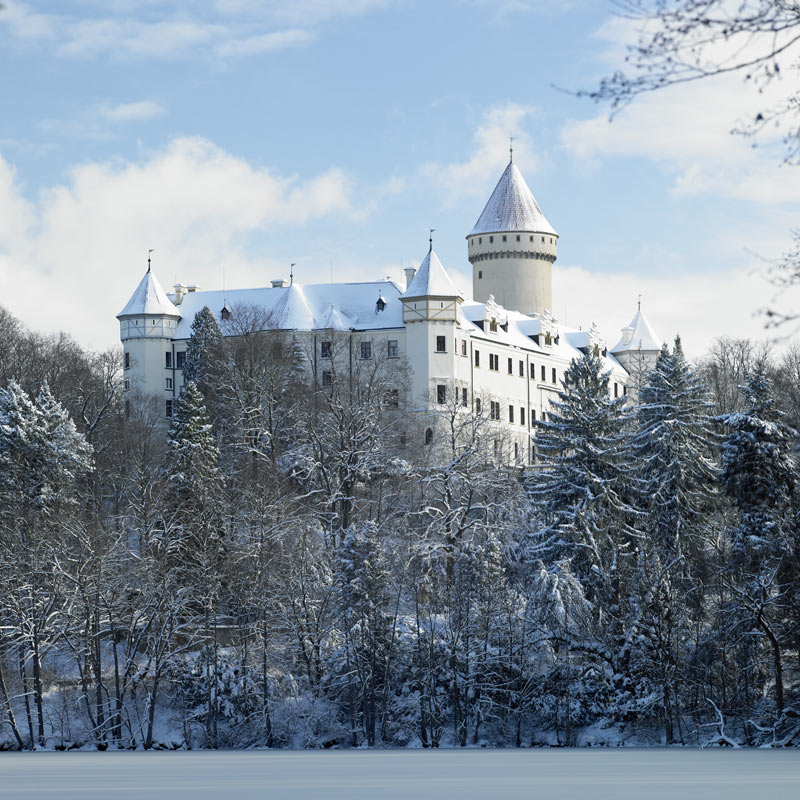 Konopiste chateau in winter